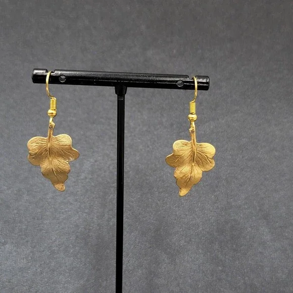 Pierced Earrings Brushed Gold Plated Dangle Detailed Leaves 1 1/8" - Picture 4 of 12